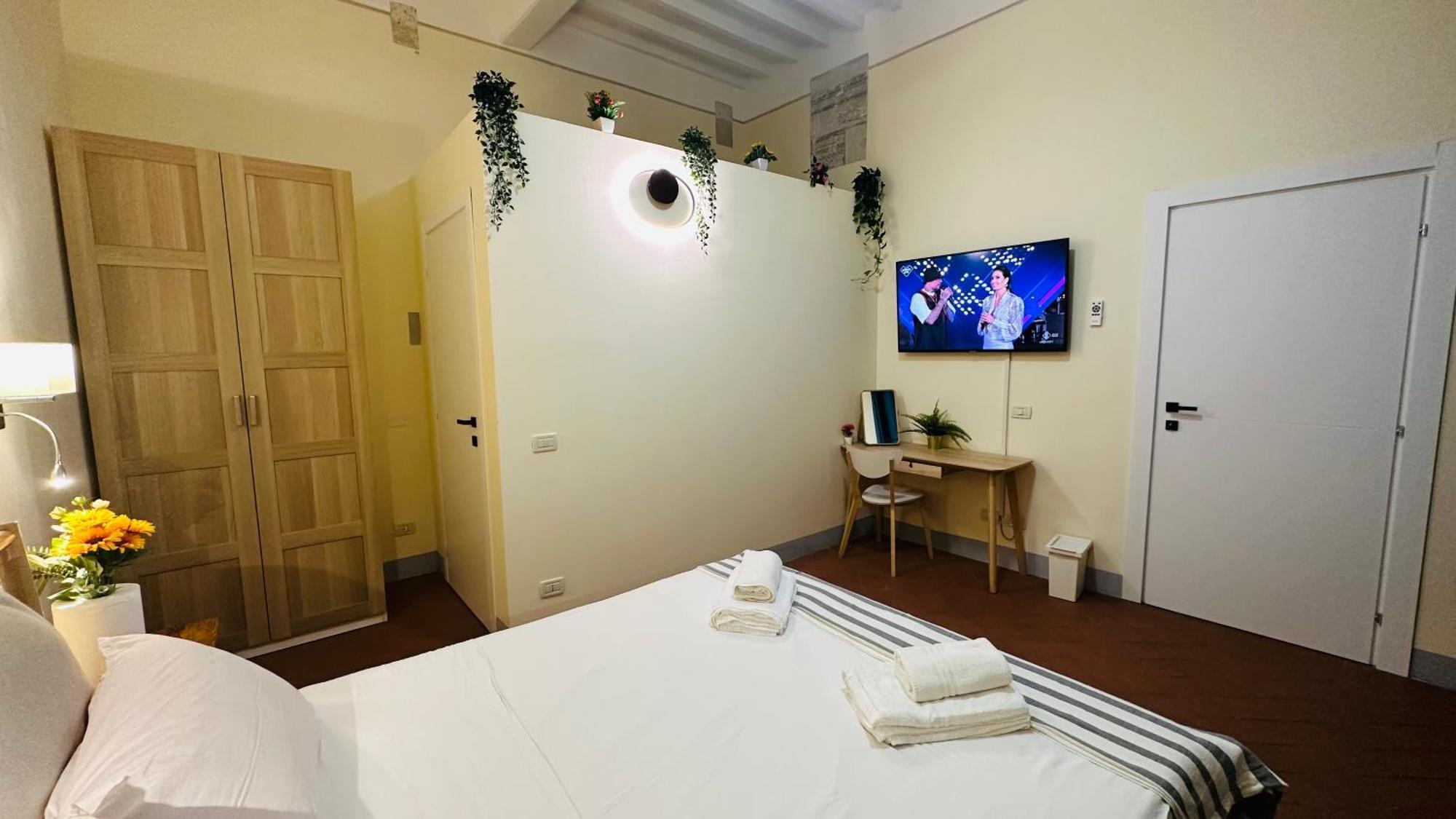 B&B - Residenza D'Epoca Piazza Cairoli 피사 외부 사진