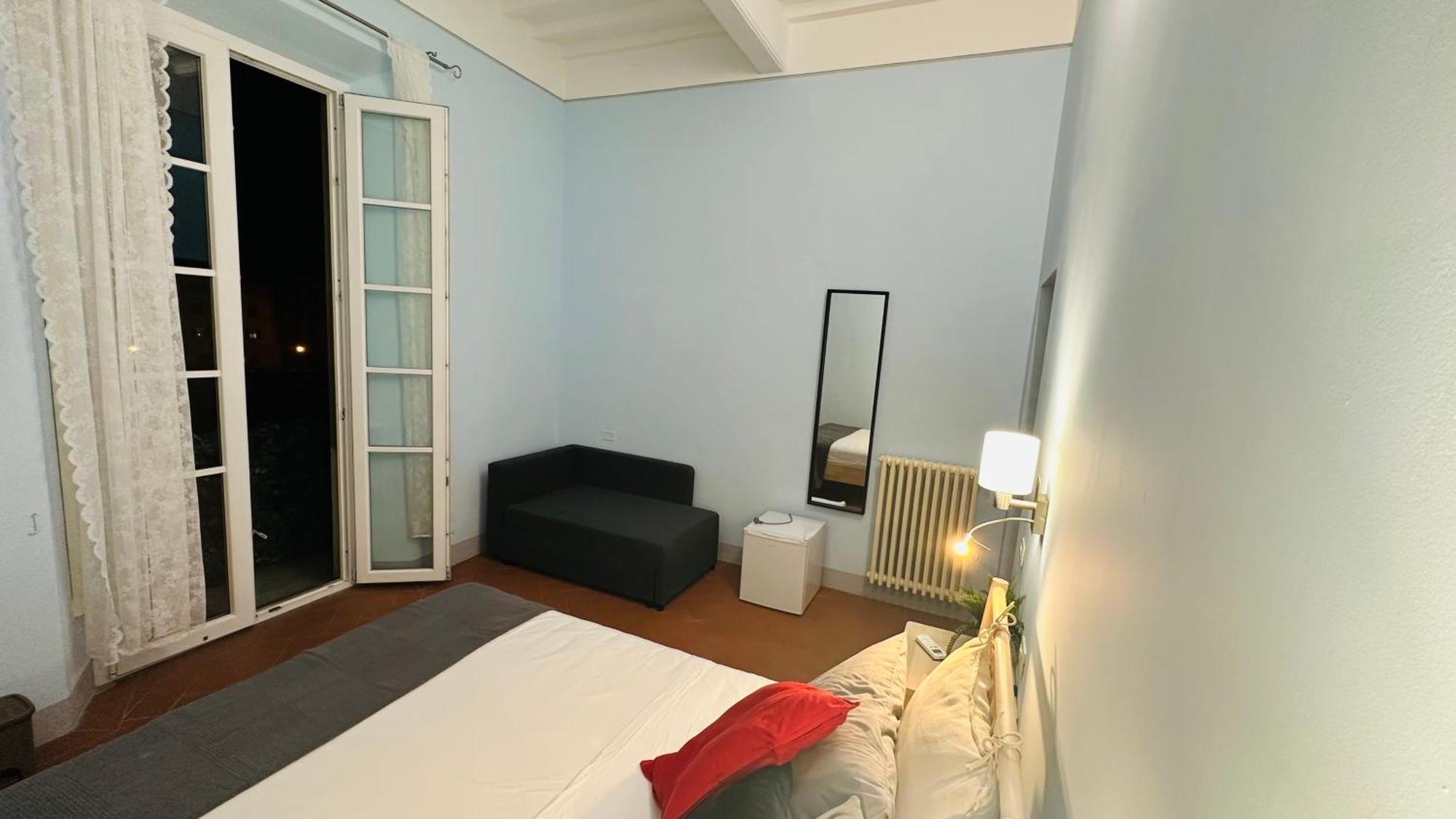 B&B - Residenza D'Epoca Piazza Cairoli 피사 외부 사진