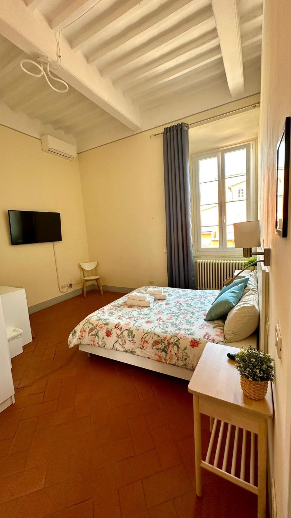 B&B - Residenza D'Epoca Piazza Cairoli 피사 외부 사진
